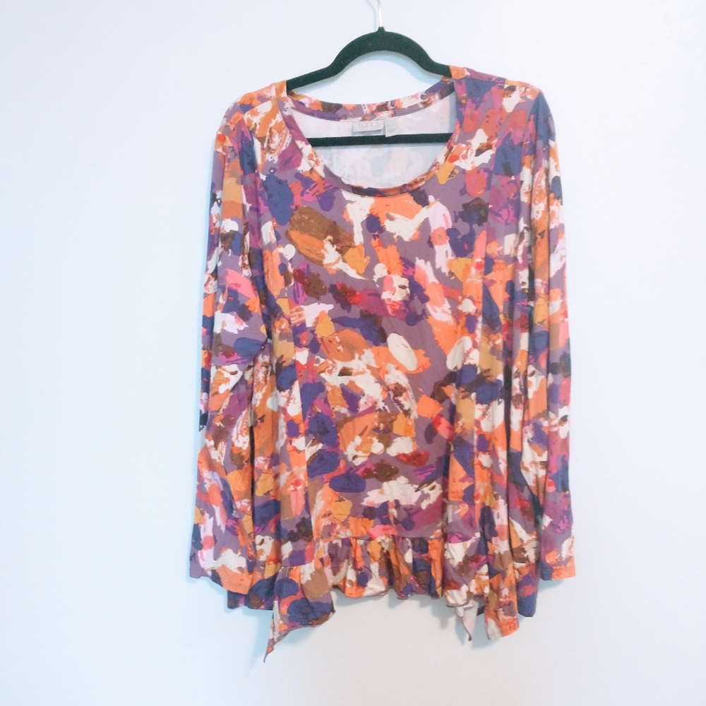 LOGO watercolor floral long sleeve top with ruffle detail near the hem size XL